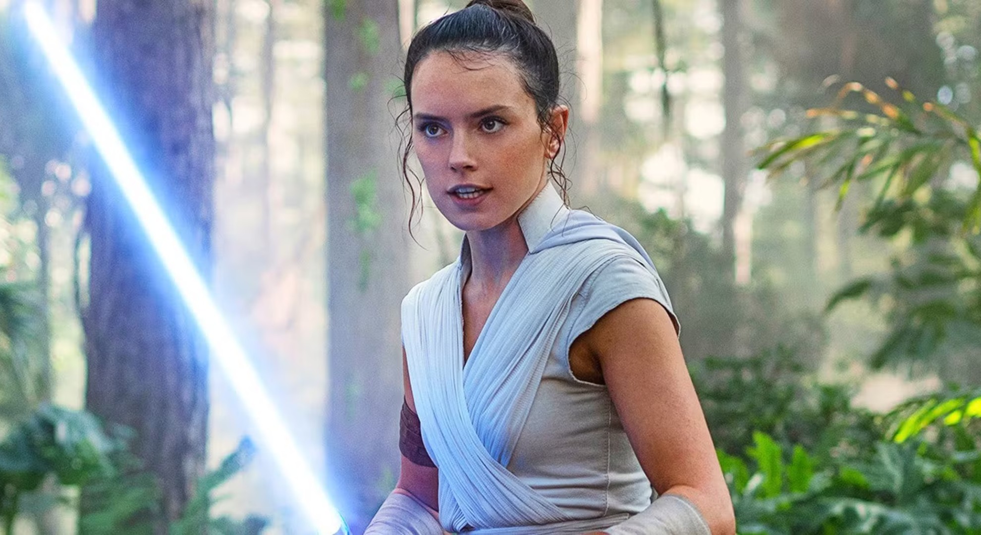 9. Rey is Palpatine’s Granddaughter