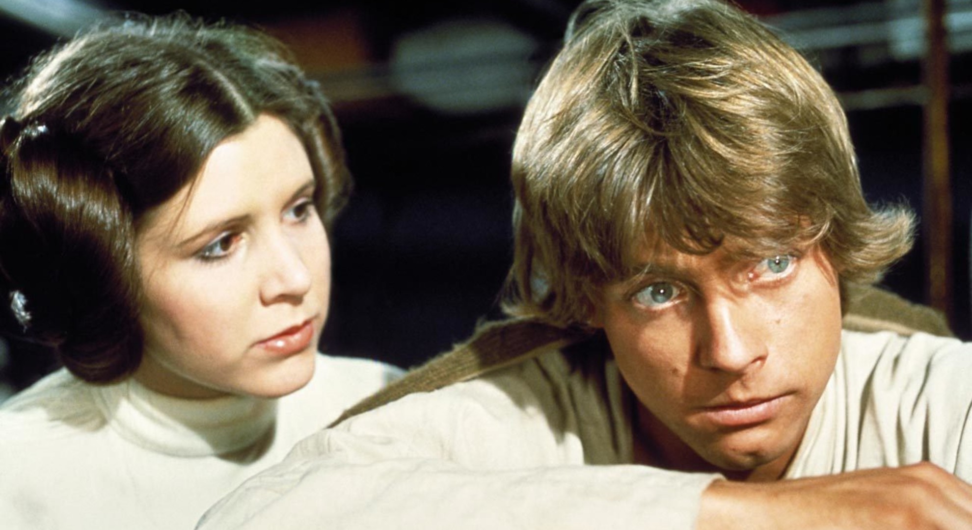 2. Leia is Luke’s Twin Sister
