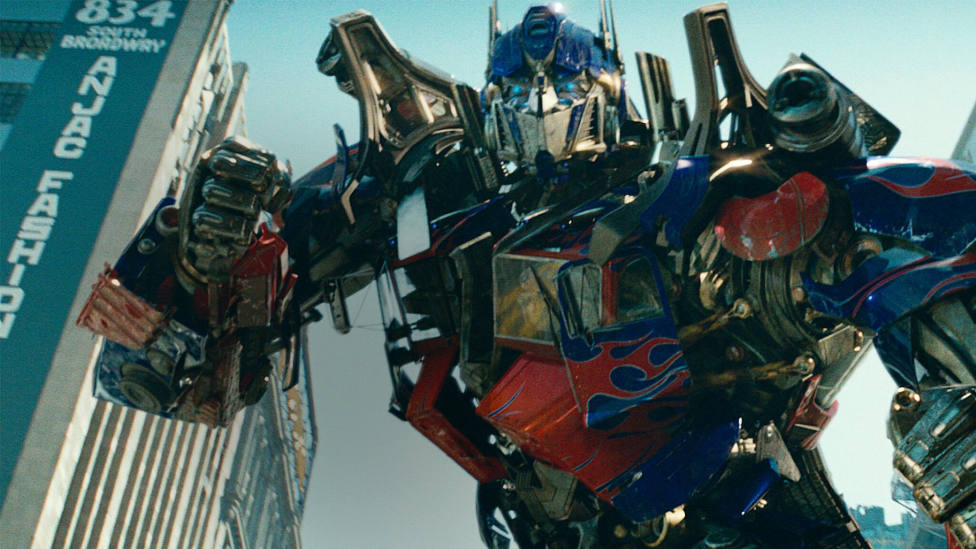 4. Transmorphers (2007) vs. Transformers (2007)