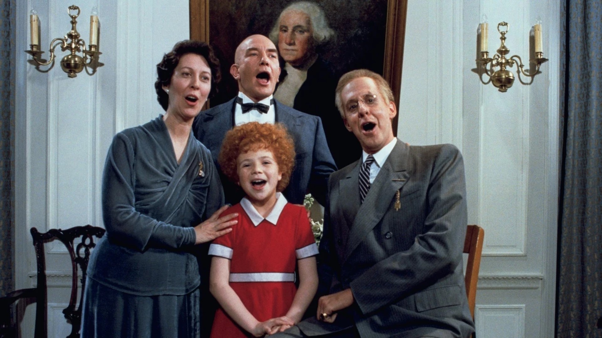 4. Annie (1982)