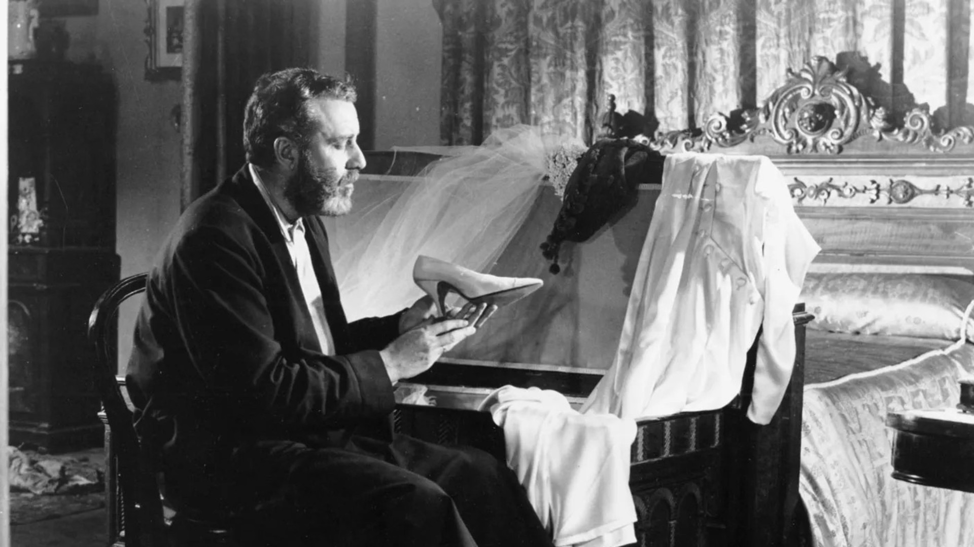 3. Viridiana (1961, Luis Buñuel)