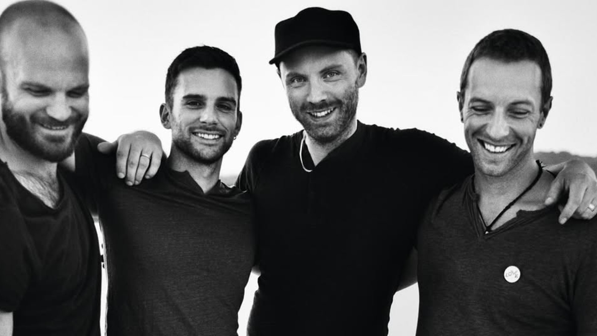 7. Chris Martin / Coldplay – Super Bowl 50