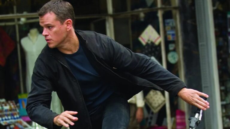 jason bourne in the bourne (1)
