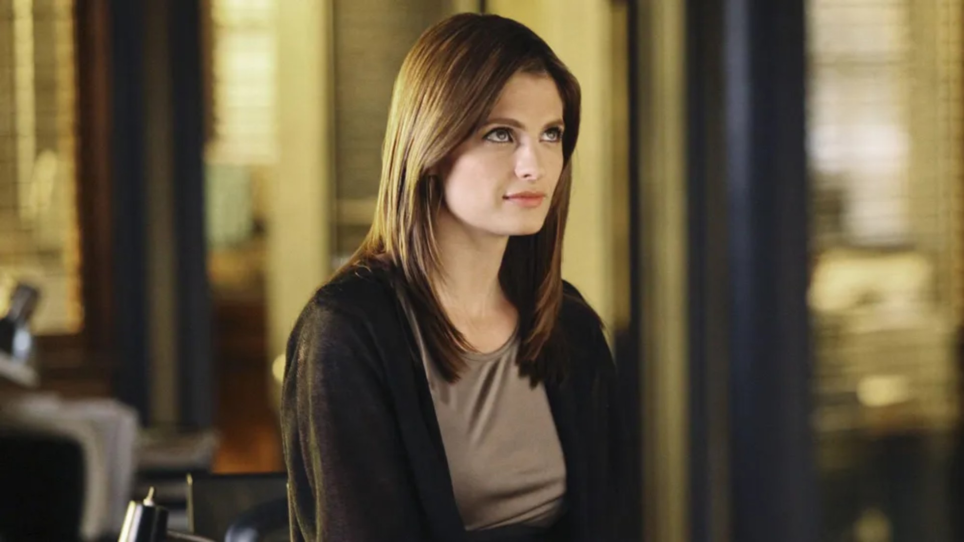 7. Nathan Fillion vs. Stana Katic — Castle