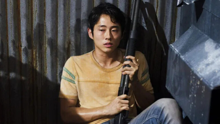 Steven Yeun in walking dead