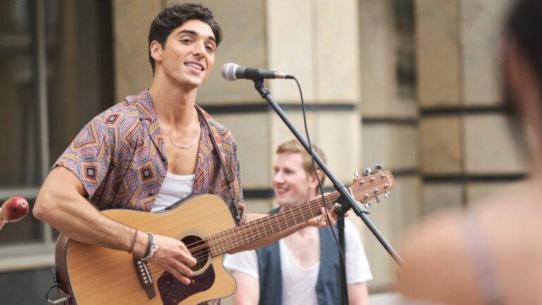 taylor zakhar perez the kissing booth (1)