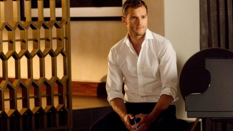 fifty shades freed jamie dornan (1)