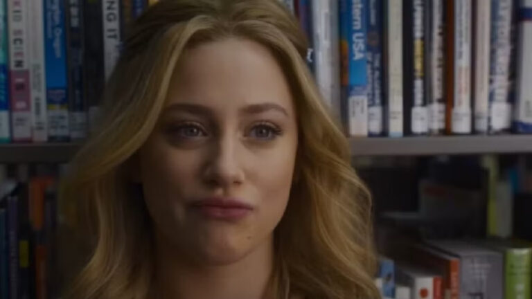 lili reinhart (1)
