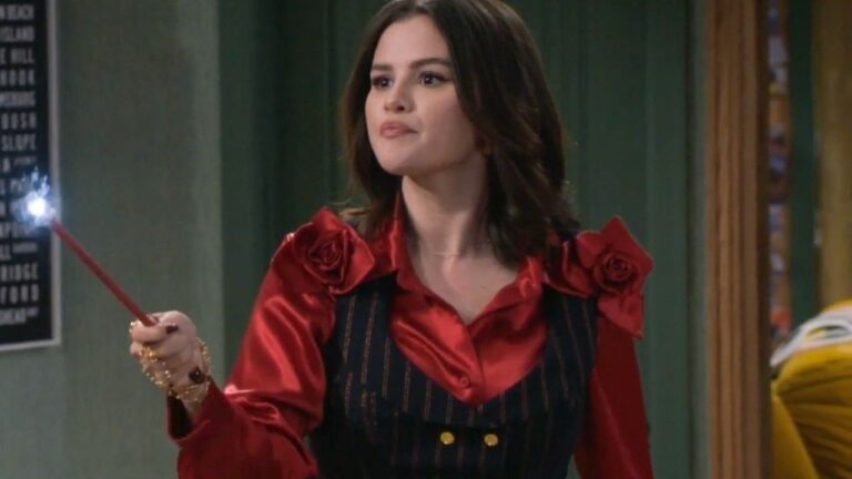'Wizards Beyond Waverly Place' to end as Selena Gomez takes director's seat wizards of waverly place