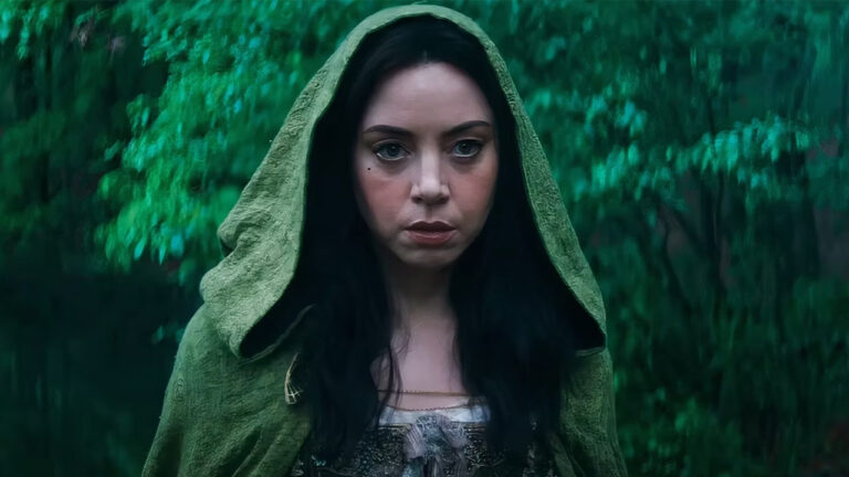 aubrey plaza lady death agatha all along.jpg