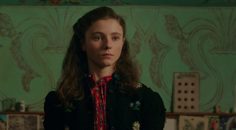 thomasin mckenzie jojo rabbit
