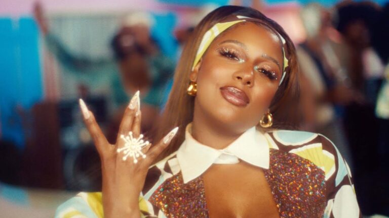victoria monet coastin music video stills